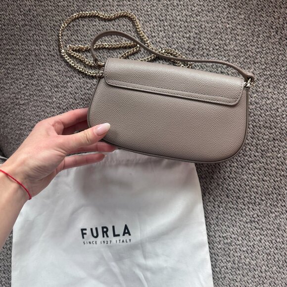Furla purse with chain, like new - Picture 3 of 4